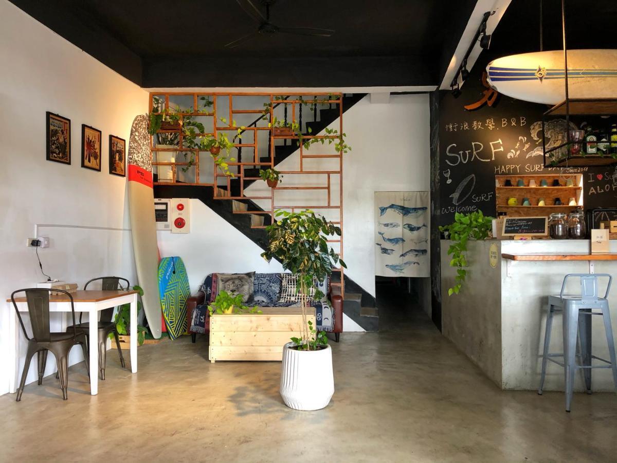 男子漢青年旅店 Manzhou Esterno foto